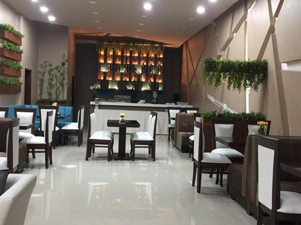 Hotel Innova Tarija Ngoại thất bức ảnh