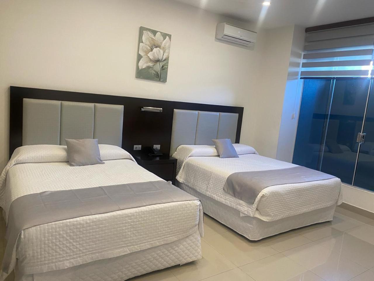 Hotel Innova Tarija Ngoại thất bức ảnh